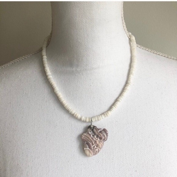 Handmade Necklace White Wire-Wrapped Found Shell Pendant with Puka Shell Beads - Picture 4 of 5